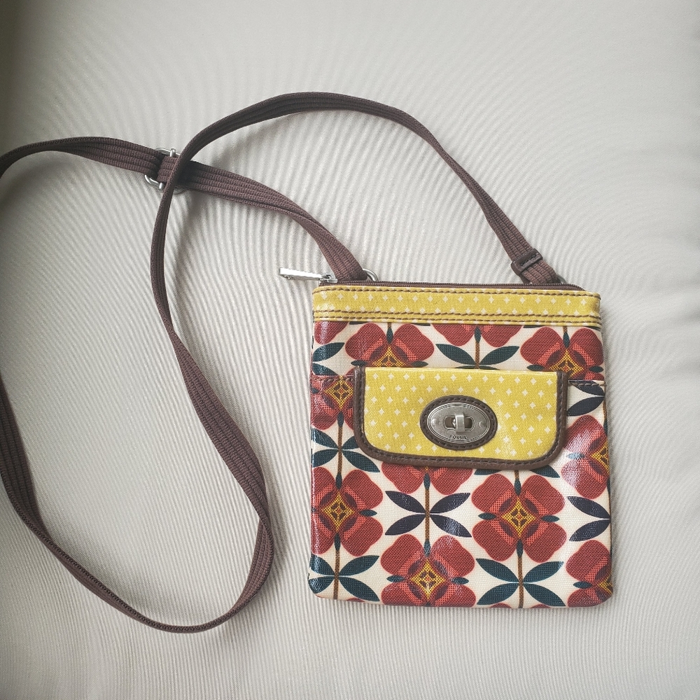 Fossil Key-Per Crossbody Floral Bag Purse Zipper Pockets Key Turn Vintage